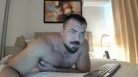 powership_hotmuscle online show from April 12, 3:13 pm