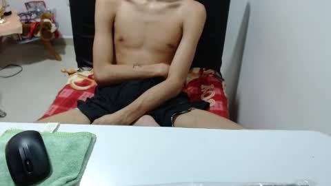 Snapshot of pressure_xxx_420 chatting on January 22, 8:51 am PRESSURE online show from January 22, 8:51 am