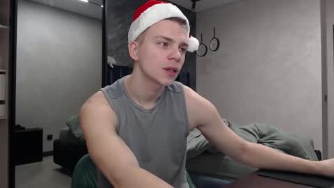 Justin online show from January 7, 4:28 am