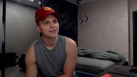 Snapshot of pretty_sweety chatting on January 30, 3:33 am Justin online show from January 30, 3:33 am