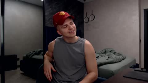 Snapshot of pretty_sweety chatting on February 25, 6:53 pm Justin online show from February 25, 6:53 pm