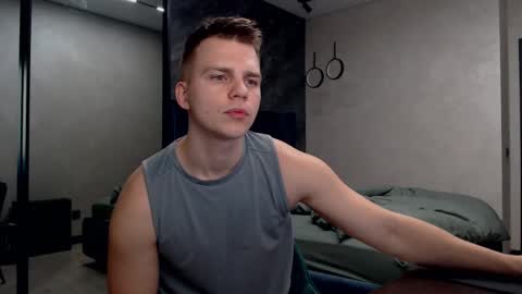 Snapshot of pretty_sweety chatting on February 11, 2:25 am Justin online show from February 11, 2:25 am