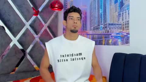 prince_arthur77 online show from November 12, 2:01 pm