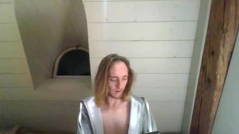 Snapshot of prince_of_swiss chatting on December 8, 5:55 pm prince_of_swiss online show from December 8, 5:55 pm