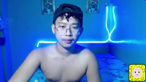 val online show from April 18, 9:47 pm