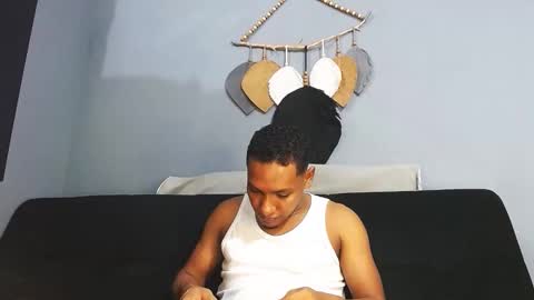 Grande y Gruesa online show from April 21, 8:09 am