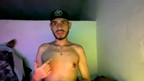 prudence_nigth13 online show from March 14, 8:43 am