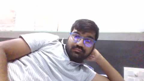 Snapshot of ptl1711 chatting on March 8, 8:29 am ptl1711 online show from March 8, 8:29 am