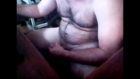 Snapshot of pumpingdeep1 chatting on October 30, 3:35 pm oilrig1 online show from October 30, 3:35 pm