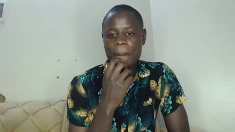 purple_hearts online show from February 13, 3:13 am