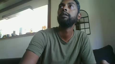 Snapshot of python974 chatting on December 30, 7:04 am Python online show from December 30, 7:04 am