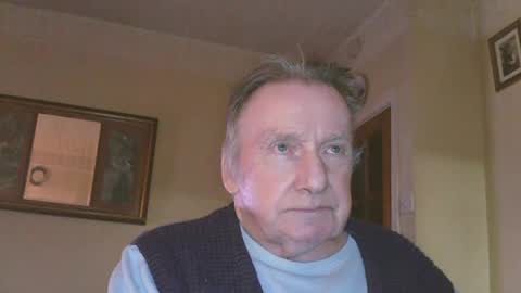 quathead online show from January 4, 7:02 pm