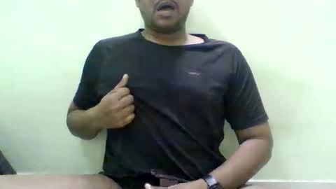 quietlyyours online show from February 13, 6:08 am