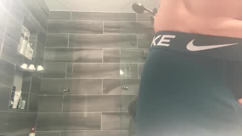 quinntessential11 online show from December 2, 3:45 pm