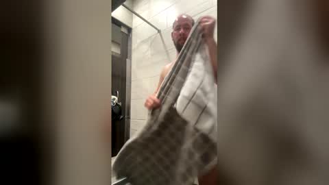 r2deplex31 online show from December 19, 2:30 am