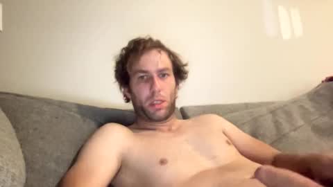 Snapshot of racerslut6589 chatting on October 20, 3:10 am boy toy for fun online show from October 20, 3:10 am