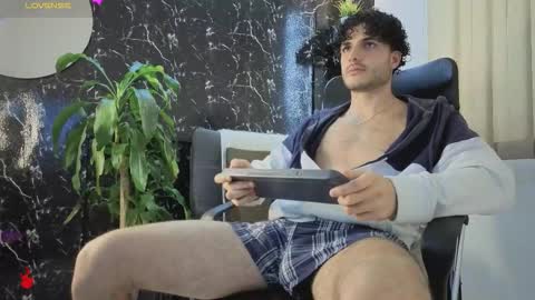 R A F A E L online show from January 11, 9:51 pm