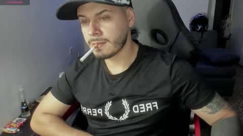 ragnar_lothbrok77 online show from February 18, 6:22 am