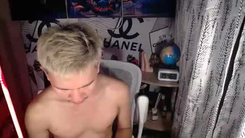 ralfhuge24 online show from April 17, 11:46 am