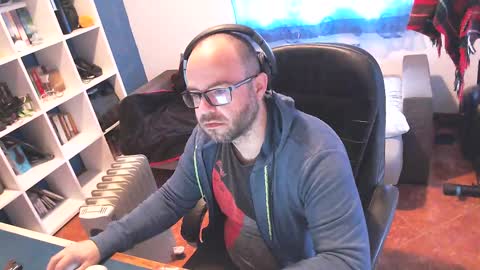 ravingr3d3 online show from March 6, 9:14 am