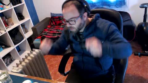 ravingr3d3 online show from February 6, 9:00 am