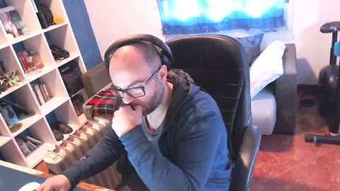 ravingr3d3 online show from March 4, 10:24 am