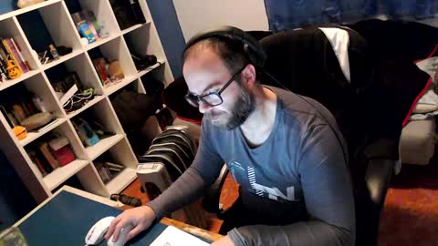 ravingr3d3 online show from January 8, 9:42 am