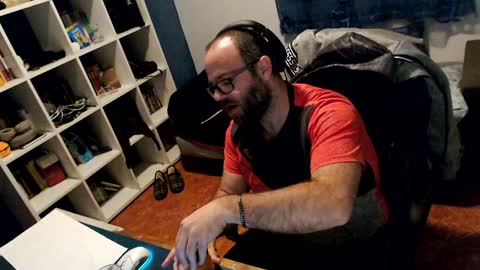 ravingr3d3 online show from January 3, 11:55 pm