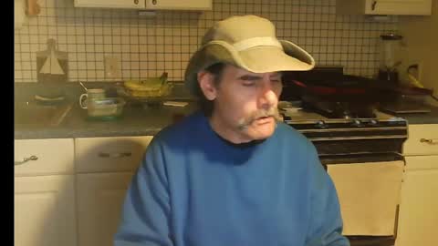 Ray online show from November 8, 10:13 pm