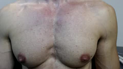 razorramon13 online show from January 3, 9:47 am