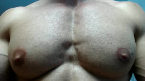 Snapshot of razorramon13 chatting on September 9, 1:43 pm razorramon13 online show from September 9, 1:43 pm
