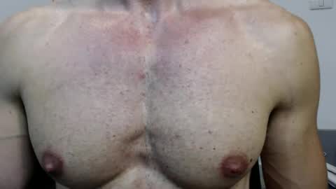 razorramon13 online show from December 30, 8:54 am