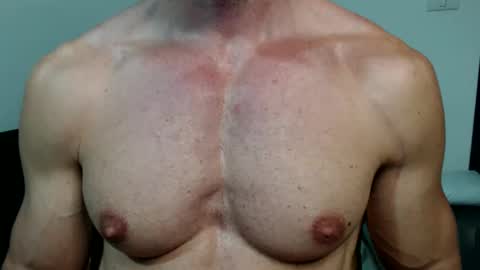 razorramon13 online show from December 14, 8:45 am