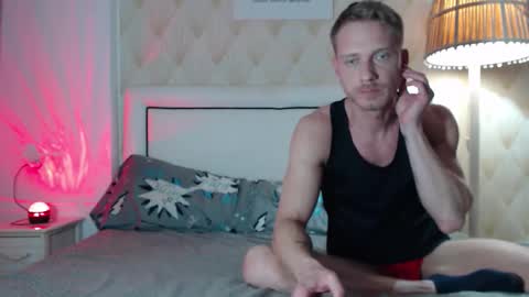 Steve Blond online show from February 1, 7:34 pm