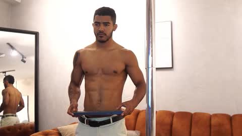 Reik online show from October 23, 12:30 pm