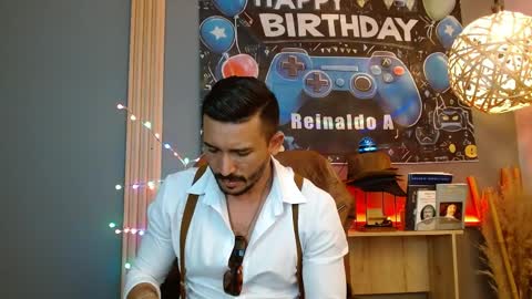   REIKO  online show from April 7, 7:25 pm