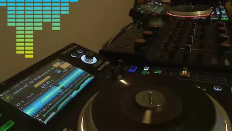 GearPorn online show from December 20, 1:02 am