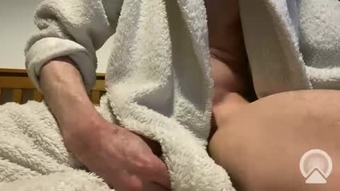 Snapshot of rhythman chatting on March 4, 2:49 am rhythman online show from March 4, 2:49 am