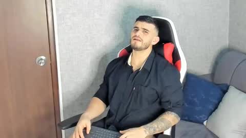 Snapshot of ricardogonzalez666 chatting on January 12, 12:39 am ricardogonzalez666 online show from January 12, 12:39 am