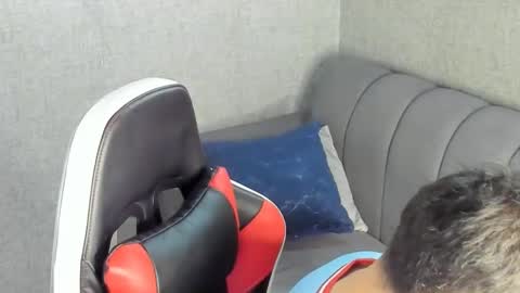 Snapshot of ricardogonzalez666 chatting on December 22, 6:04 pm ricardogonzalez666 online show from December 22, 6:04 pm