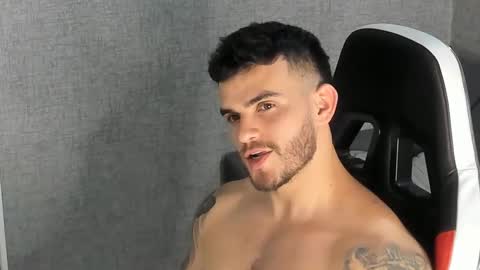Snapshot of ricardogonzalez666 chatting on March 10, 9:51 pm ricardogonzalez666 online show from March 10, 9:51 pm