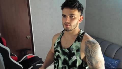 Snapshot of ricardogonzalez666 chatting on December 11, 9:44 pm ricardogonzalez666 online show from December 11, 9:44 pm