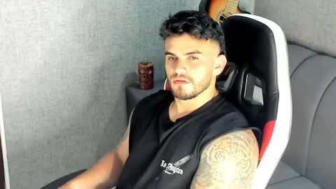 Snapshot of ricardogonzalez666 chatting on September 21, 12:33 am ricardogonzalez666 online show from September 21, 12:33 am