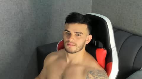 Snapshot of ricardogonzalez666 chatting on February 20, 9:53 pm ricardogonzalez666 online show from February 20, 9:53 pm