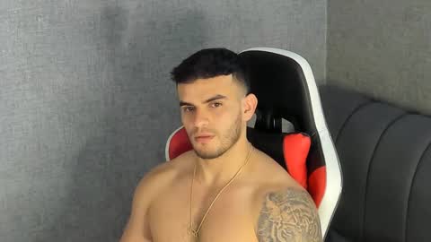 Snapshot of ricardogonzalez666 chatting on February 15, 8:45 pm ricardogonzalez666 online show from February 15, 8:45 pm