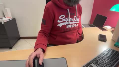 riccardofortis online show from January 7, 5:40 pm