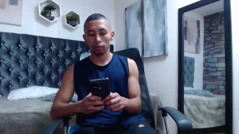 richar_voller online show from December 19, 12:24 pm