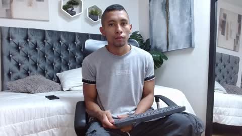 richar_voller online show from February 5, 11:12 am