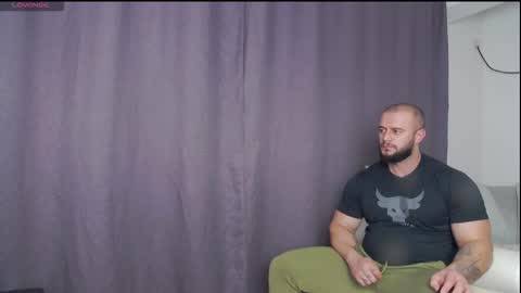 rickymiami1 online show from November 18, 6:55 pm