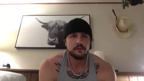 ride8529 online show from December 15, 6:21 am